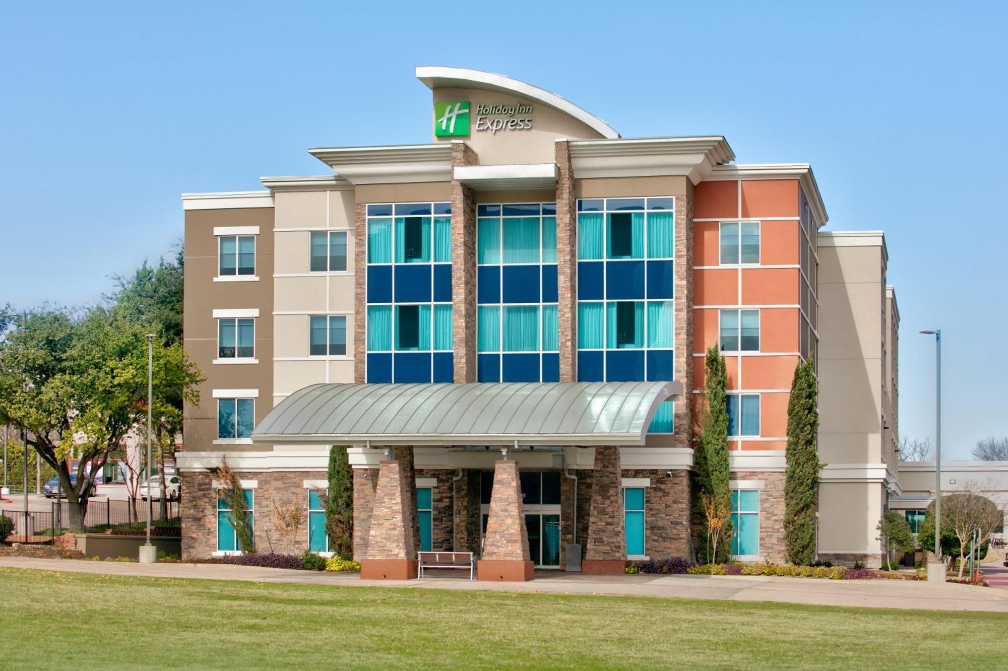 Holiday Inn Express & Suites North Dallas At Preston By Ihg Eksteriør billede
