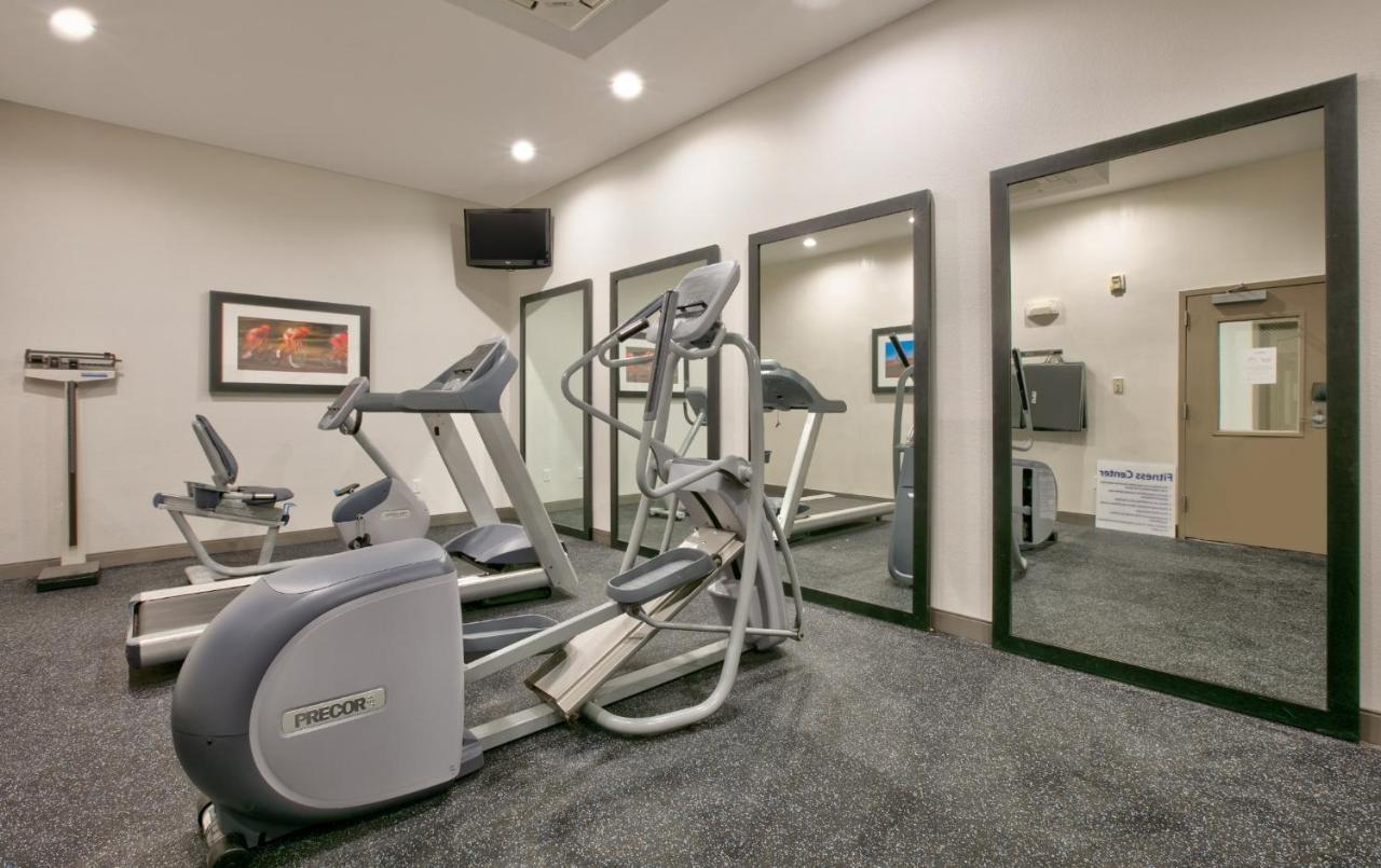 Holiday Inn Express & Suites North Dallas At Preston By Ihg Eksteriør billede