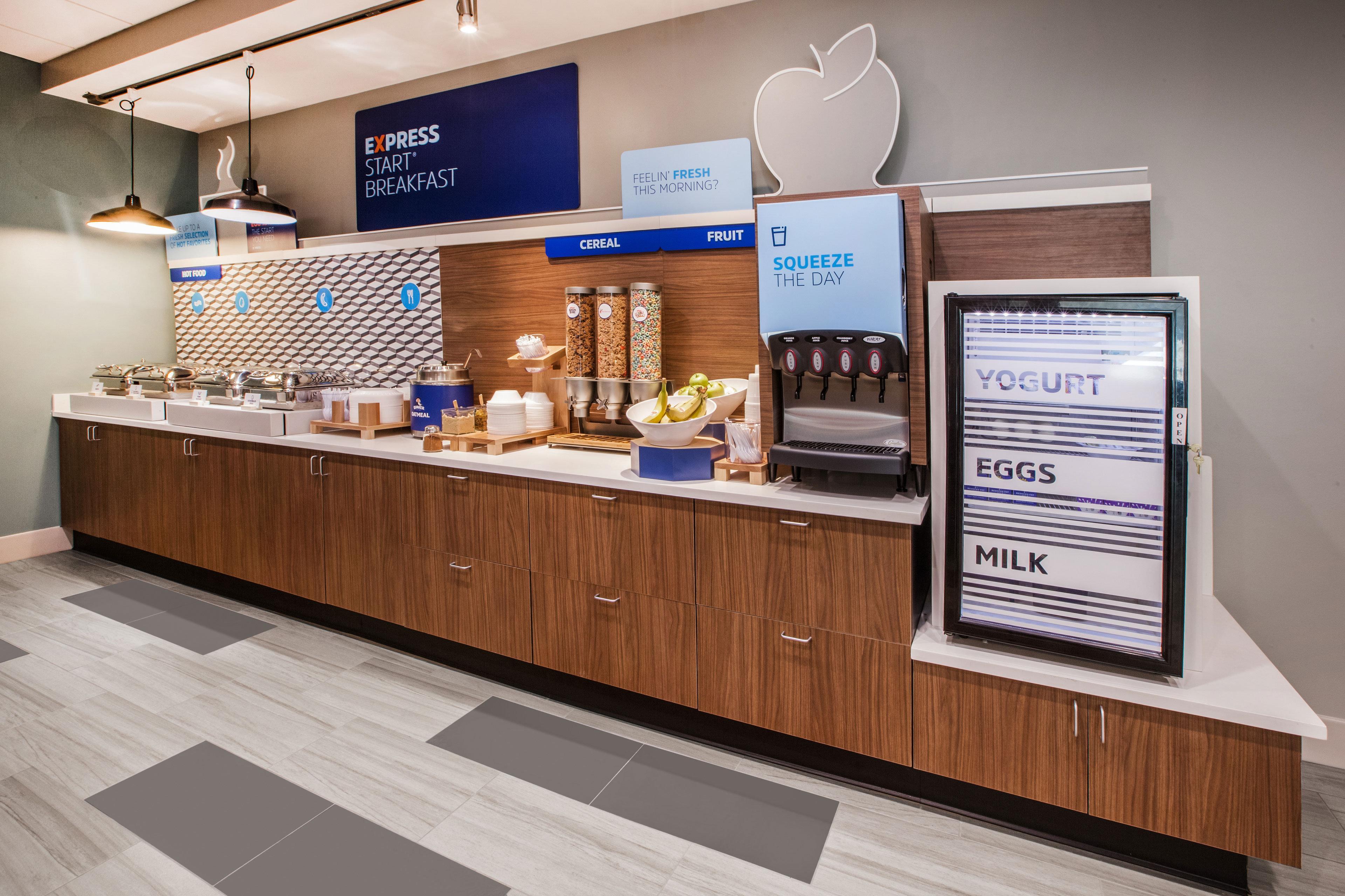 Holiday Inn Express & Suites North Dallas At Preston By Ihg Eksteriør billede