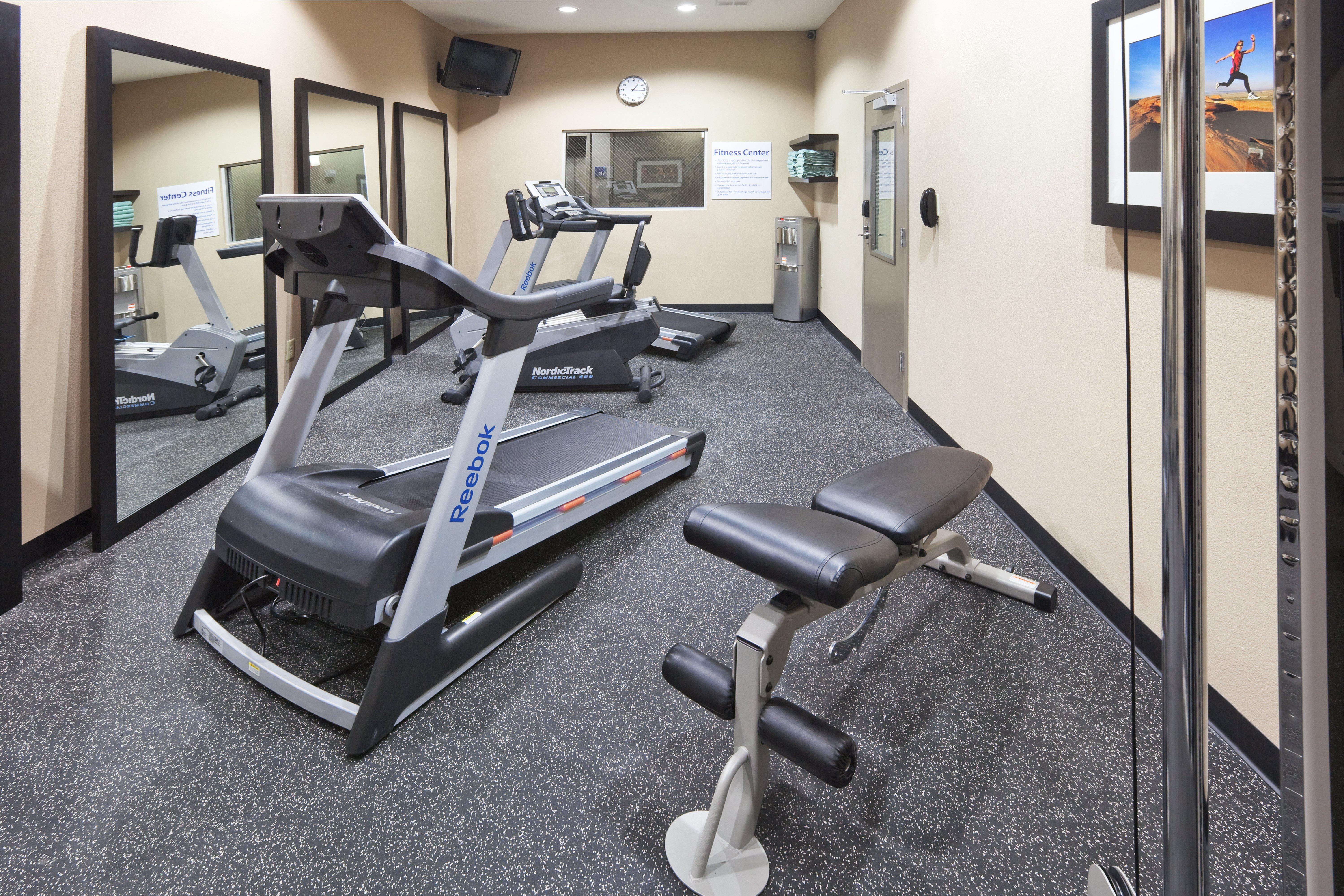 Holiday Inn Express & Suites North Dallas At Preston By Ihg Eksteriør billede