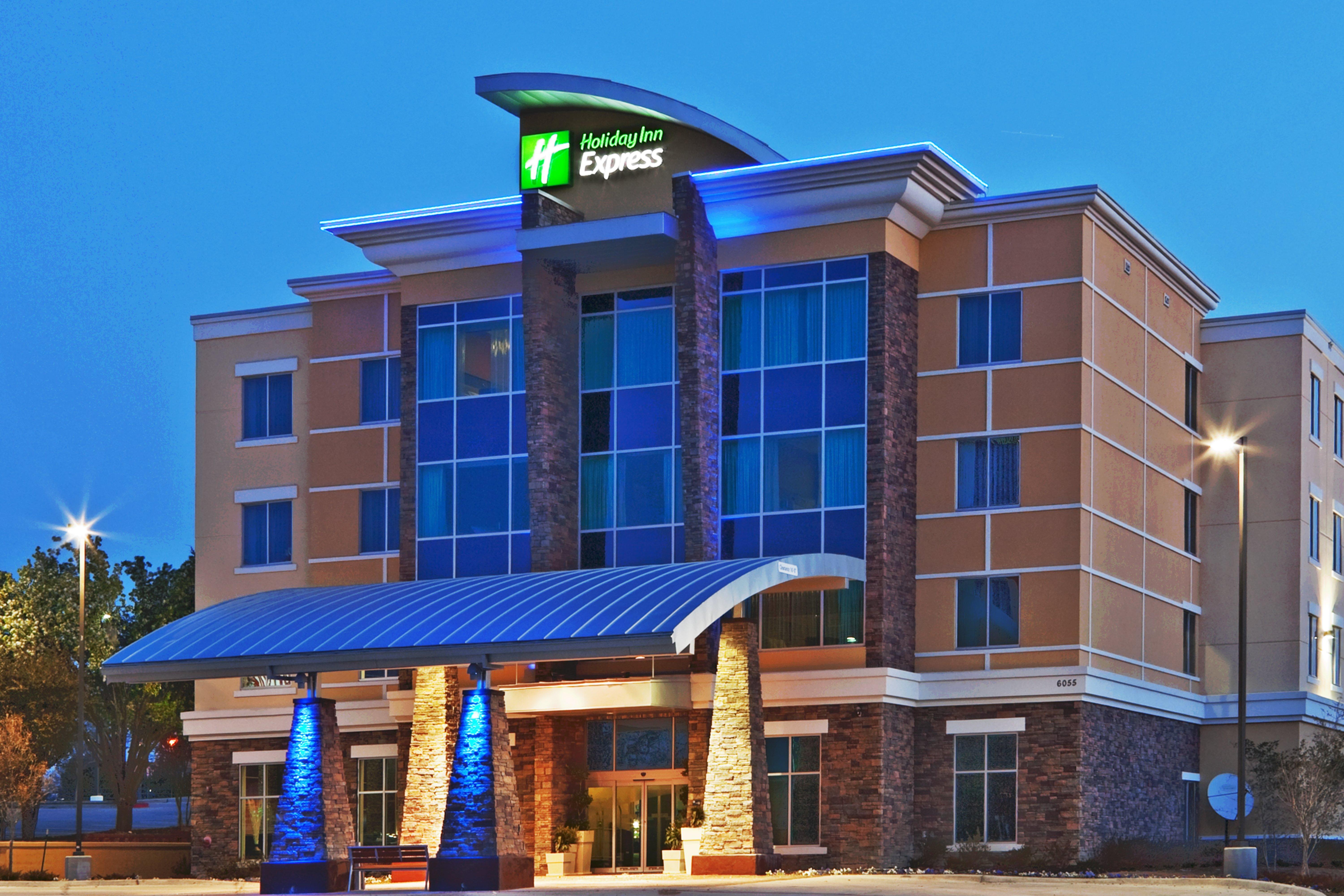 Holiday Inn Express & Suites North Dallas At Preston By Ihg Eksteriør billede